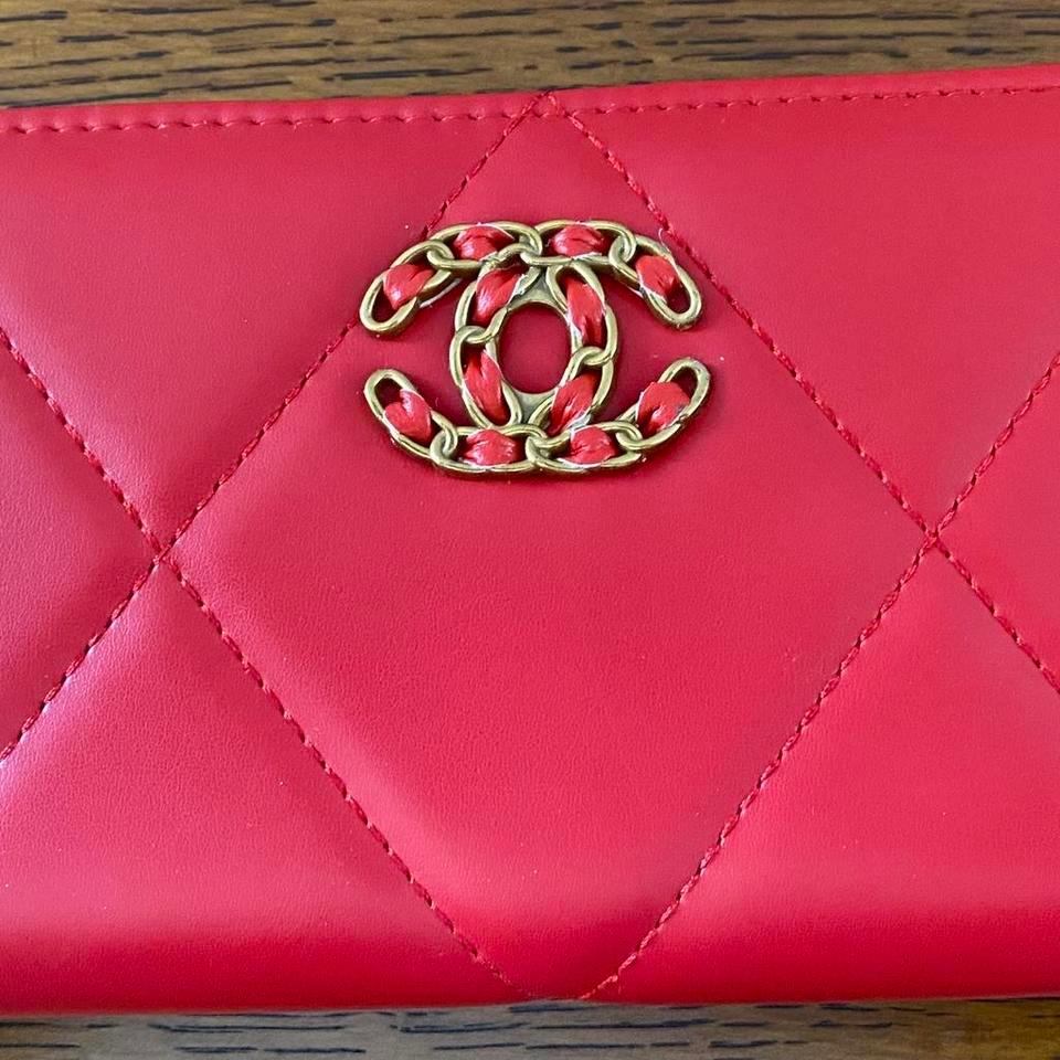 Red Wallet With Gold Hardware 3959