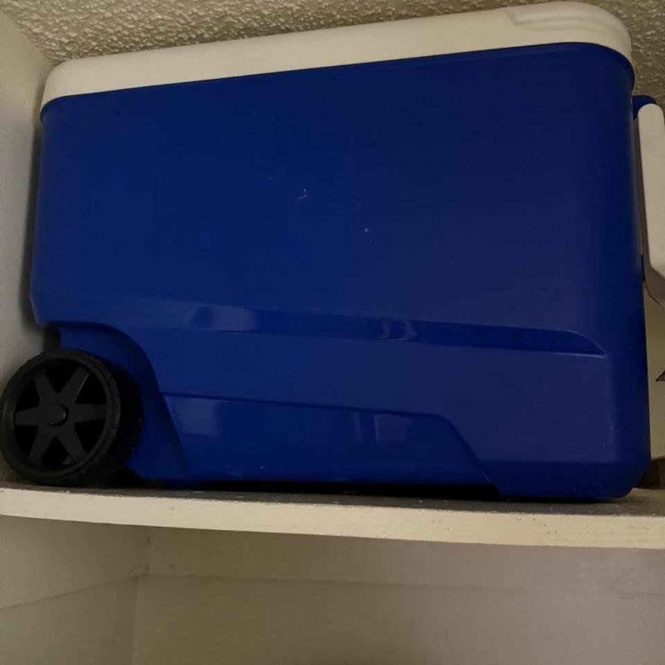 Blue Igloo Cooler With Wheels