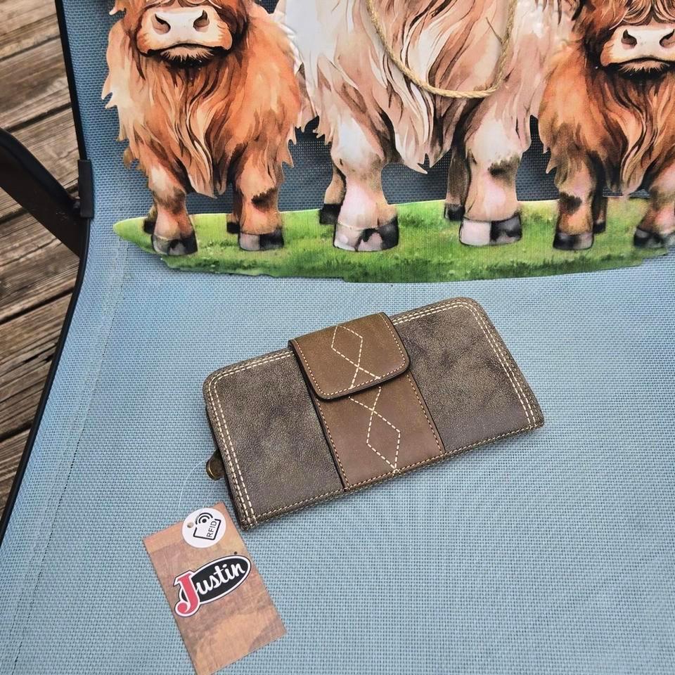 Justin Womens Weathered Brown Wallet