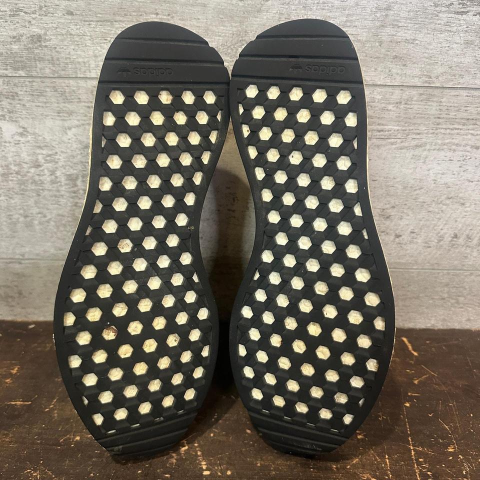 Shoes Are Used They Come 7