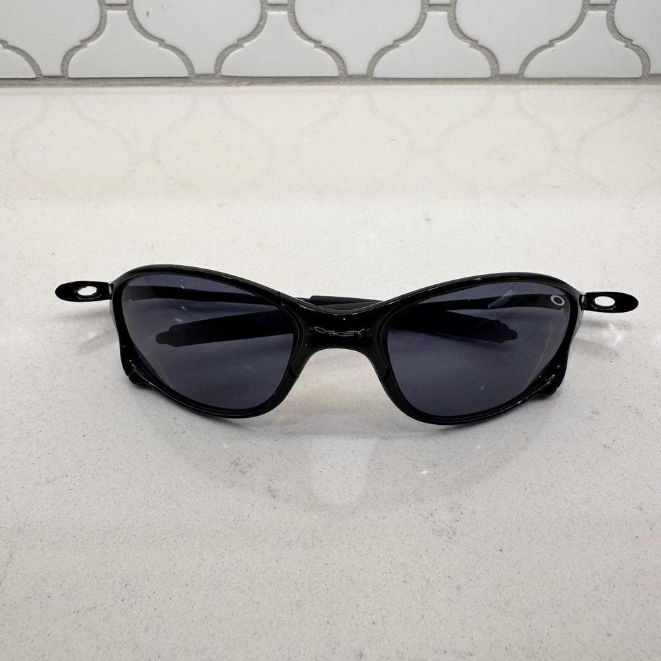 Oakley Black Sunglasses With Grey F639