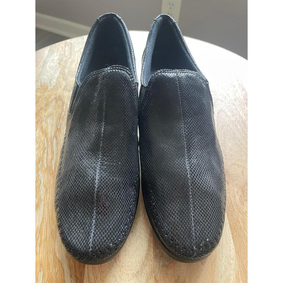 Excellent Condition 160 New Womens 2