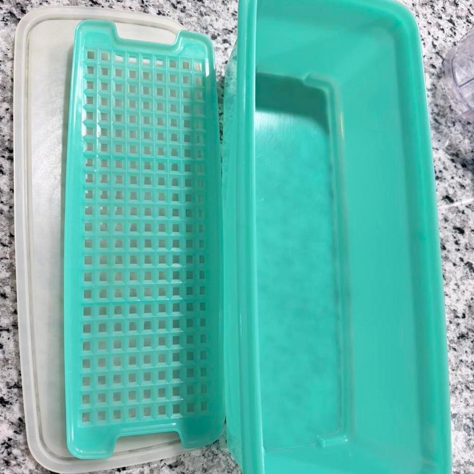 Vintage Tupperware Green Lettuce Crisper 9ebb 2