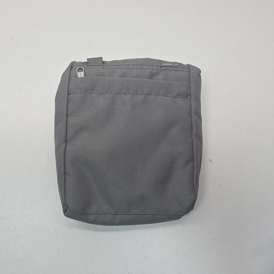 Duluth Trading Co Gray Canvas 018a 2