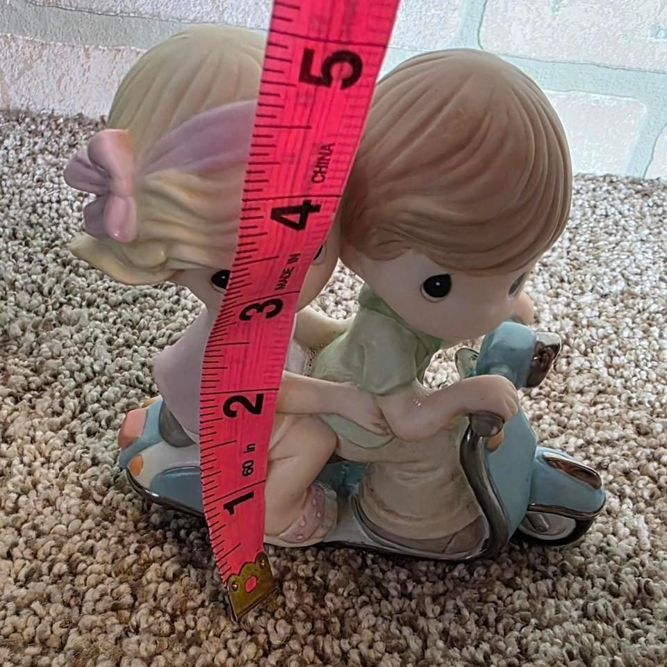 Precious Moments Figurine Boy And C6aa 7