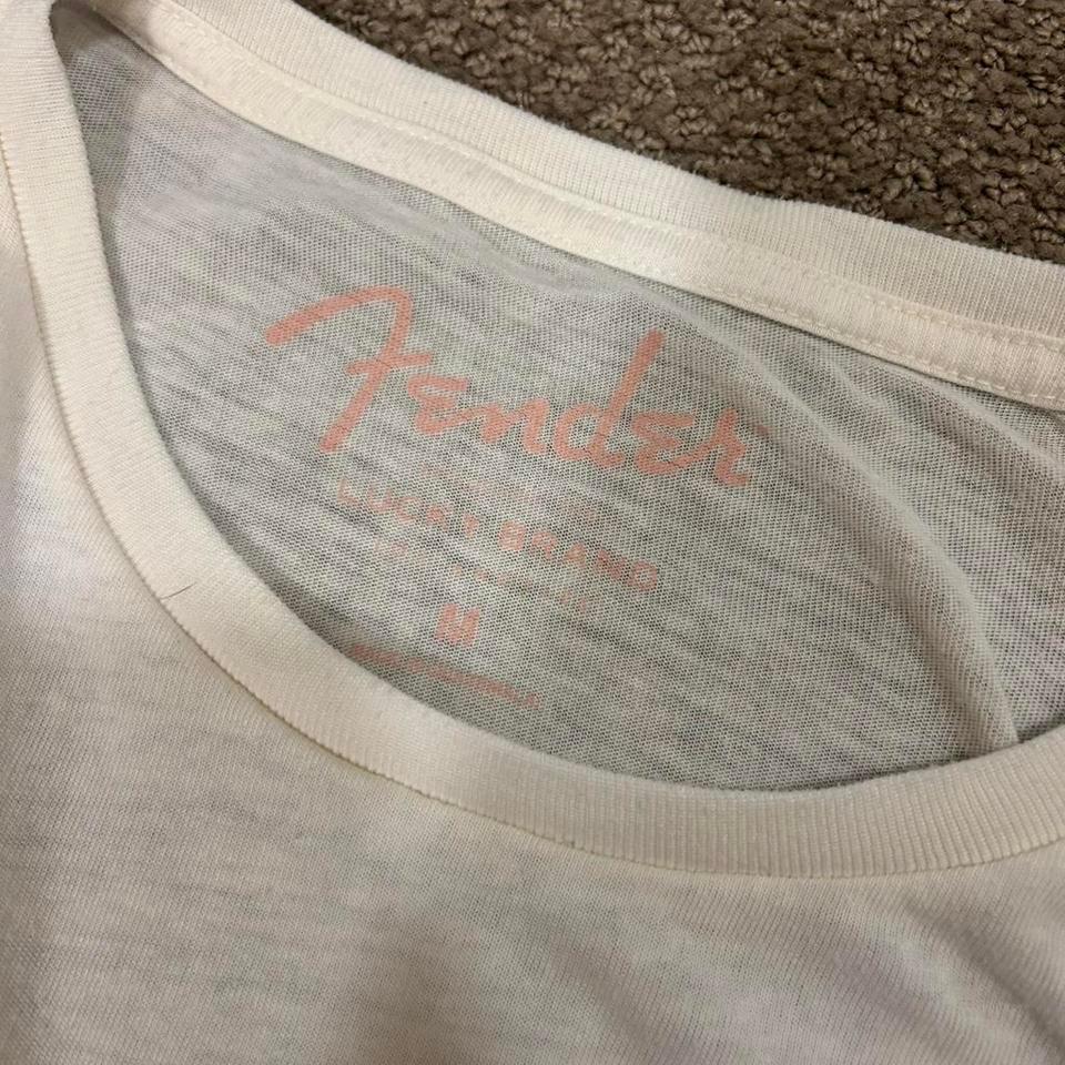 Fender Guitar Graphic Tee Is 8413 3