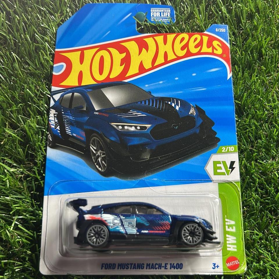Hot Wheels Ford Mustang Mach E
