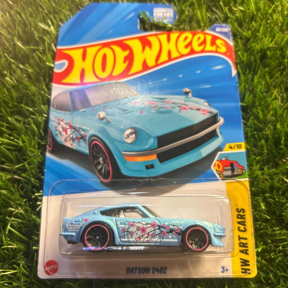 Hot Wheels Datsun 240z Blue