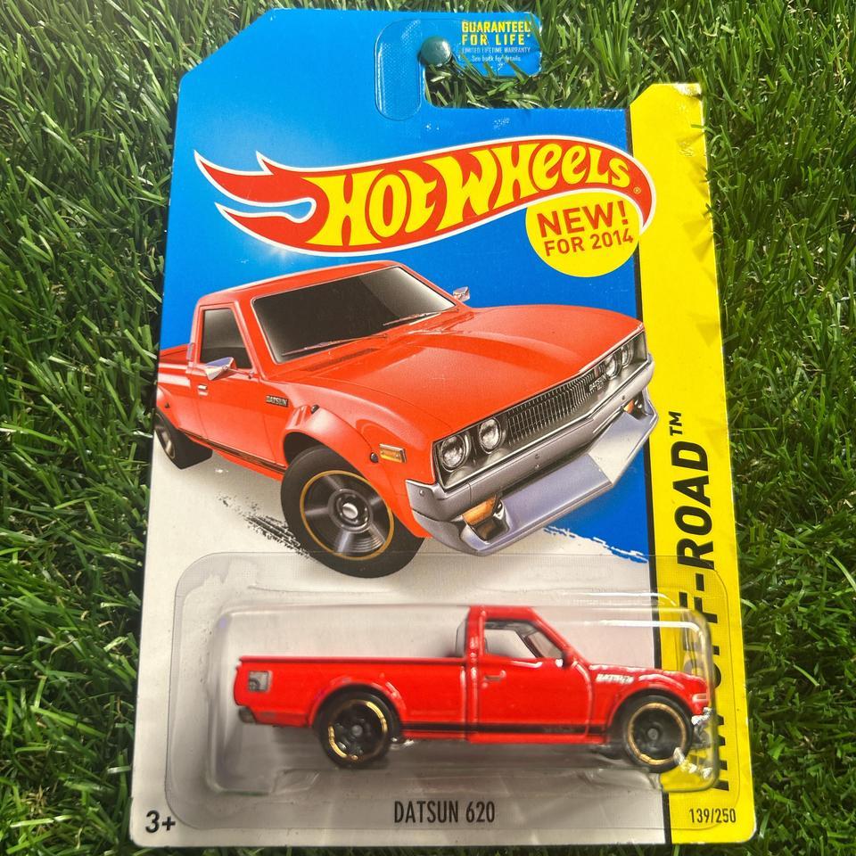 Hot Wheels Red Datsun 620