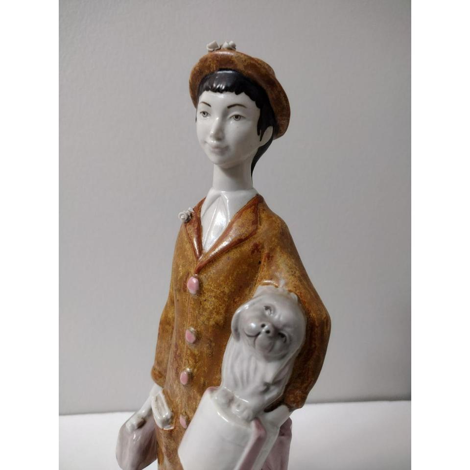 Rare Vintage Nalda Porcelain Figurine 2