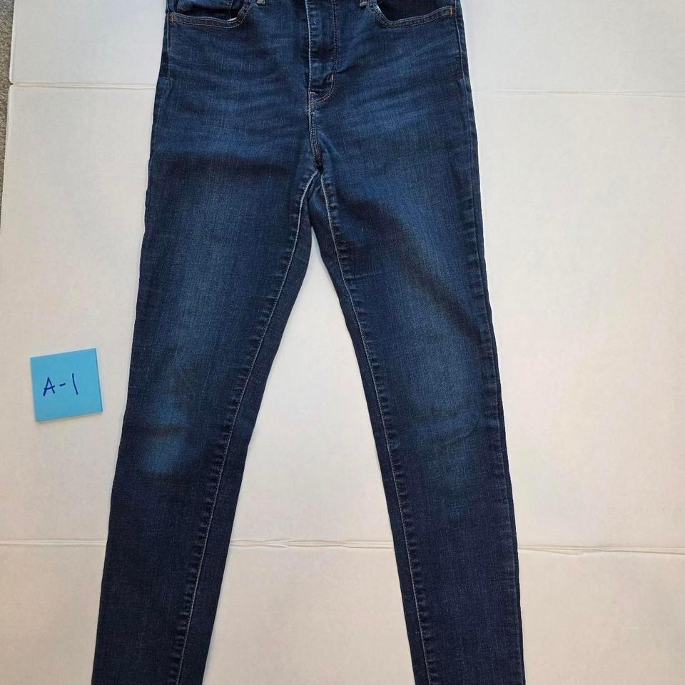 Levis 720 High Rise Super B09a