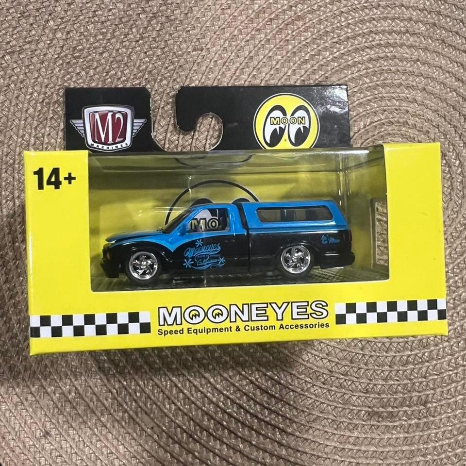 M2 Machines Mooneyes 1995 Chevrolet C813