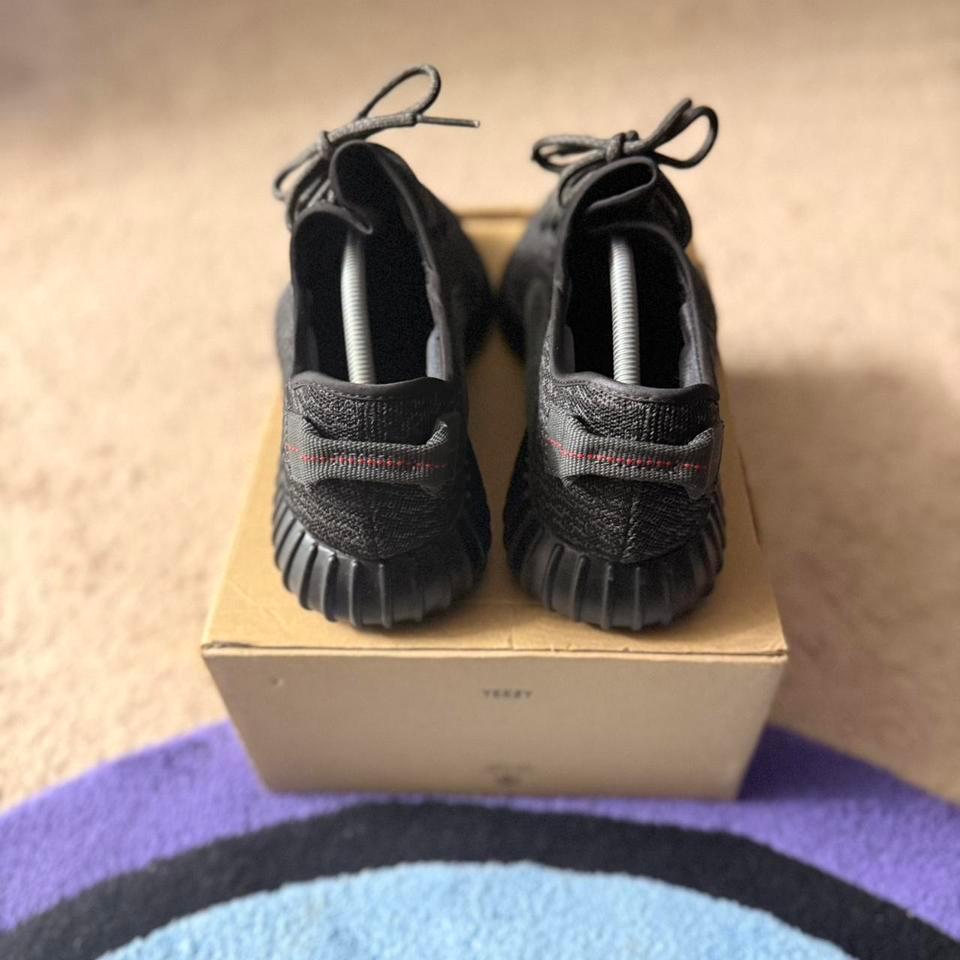 Yeezy Boost 350 V2 Black 9380 4