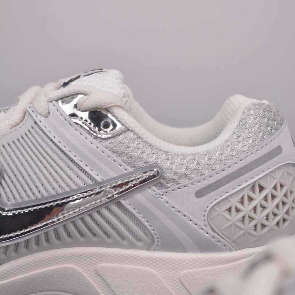 Nike Zoom Vomero 5 Photon B669 5