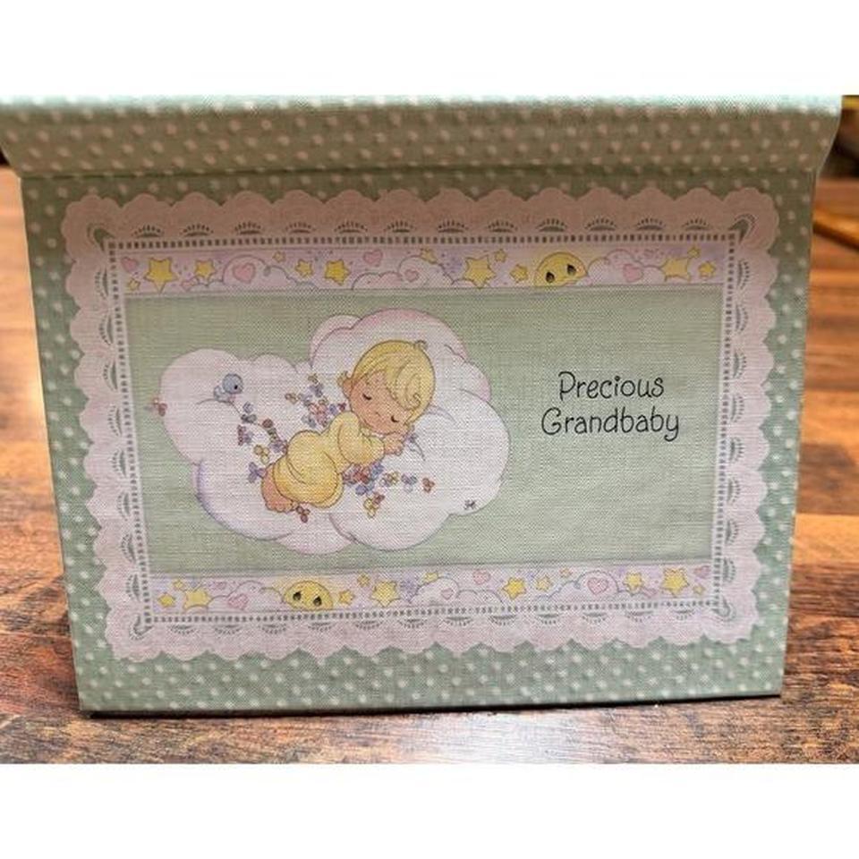 New Vintage Y2k Precious Moments 8579