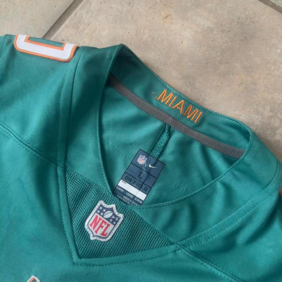 Nike Miami Dolphins Tyreek Hill A02c 3