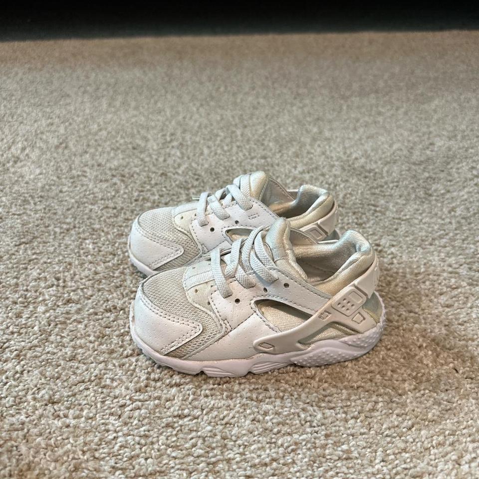White Nike Air Huarache Baby Ad5f
