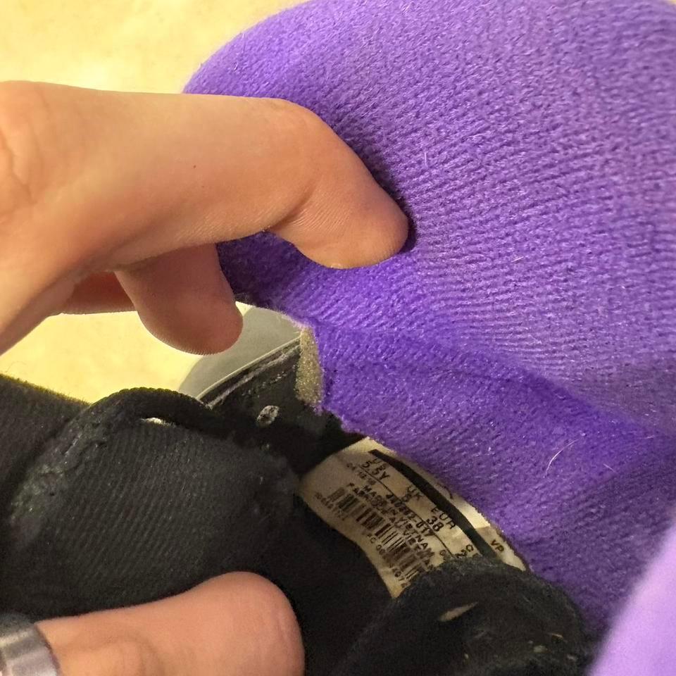 Jordan 5 Black Purple Trainers D126 6