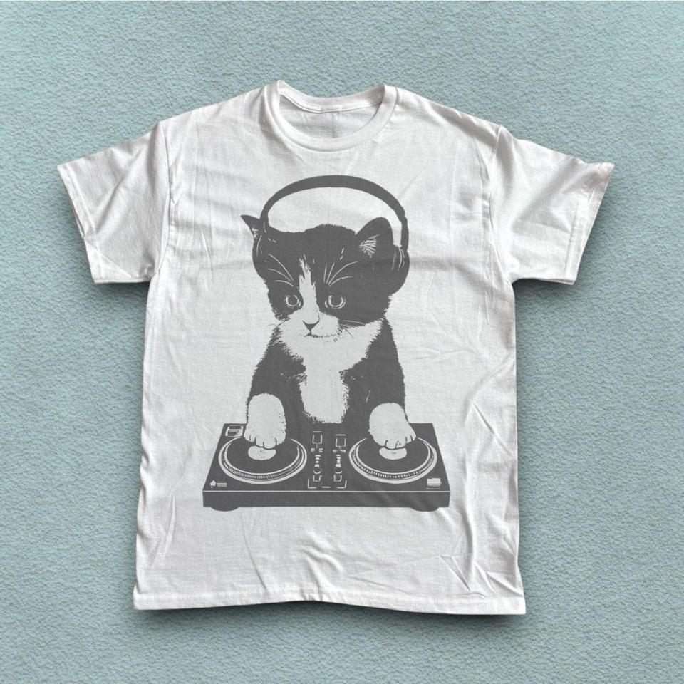 Dj Cat Graphic Tee 43f1