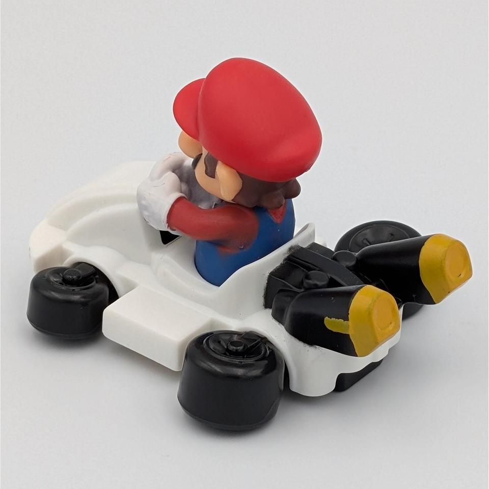 Mario Kart 8 Deluxe Mario 8d8e 2