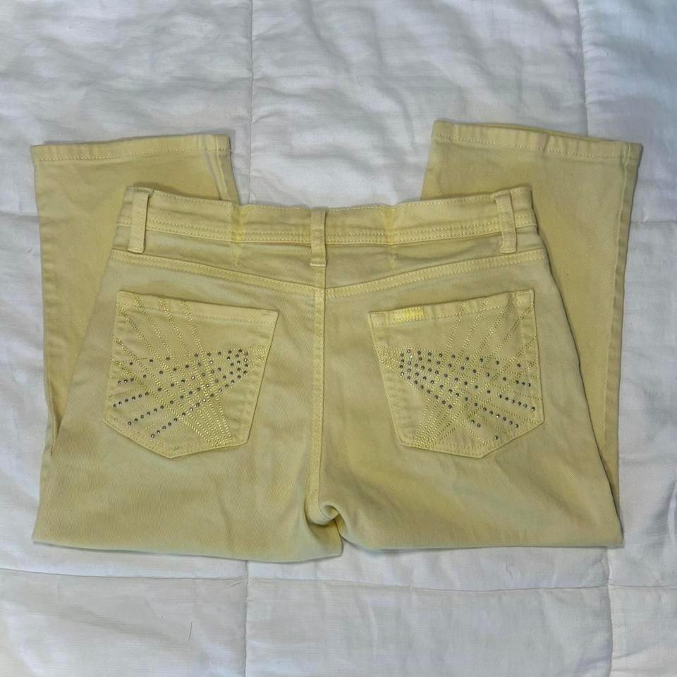 Vintage 2000s Yellow Rhinestone Capris 8900 3