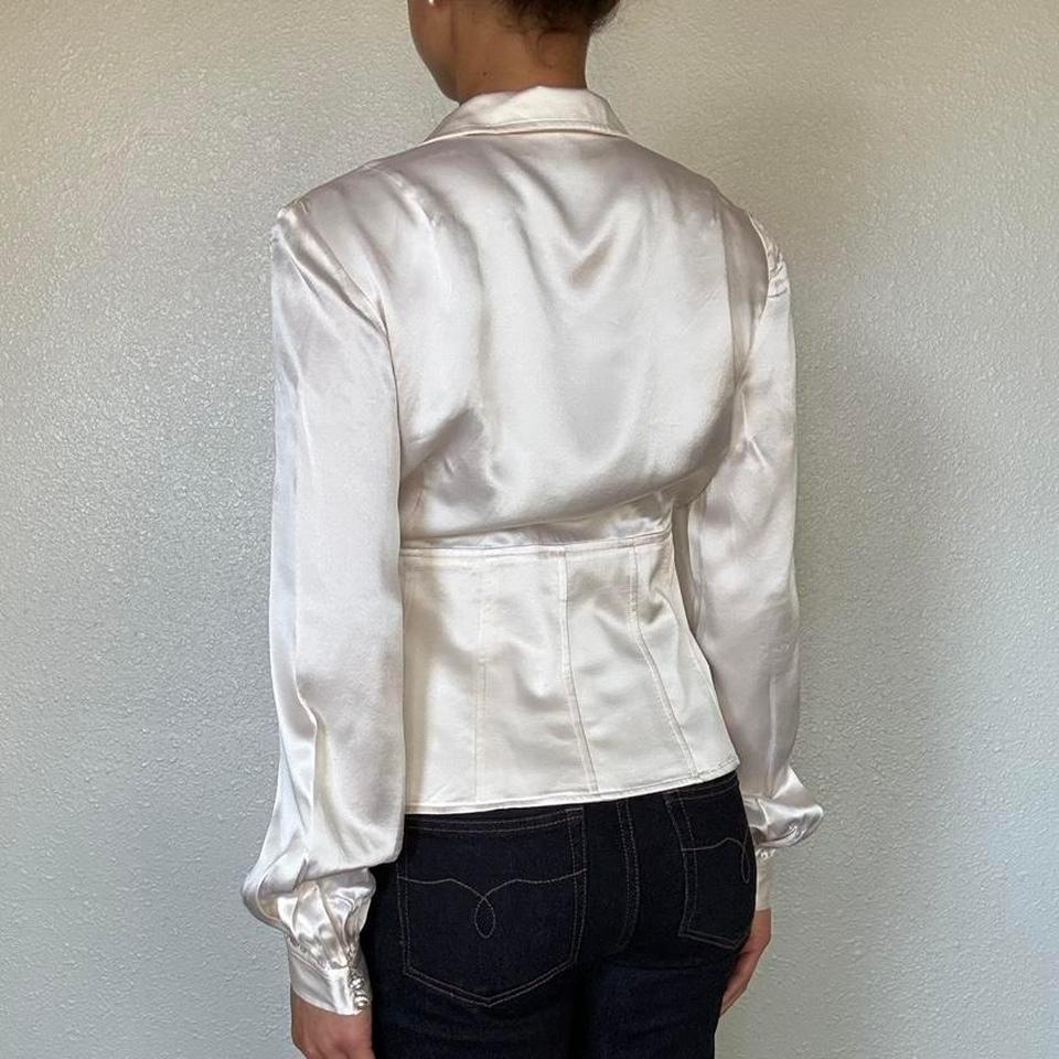 Vintage 100 Silk Pearl Button F39e 2