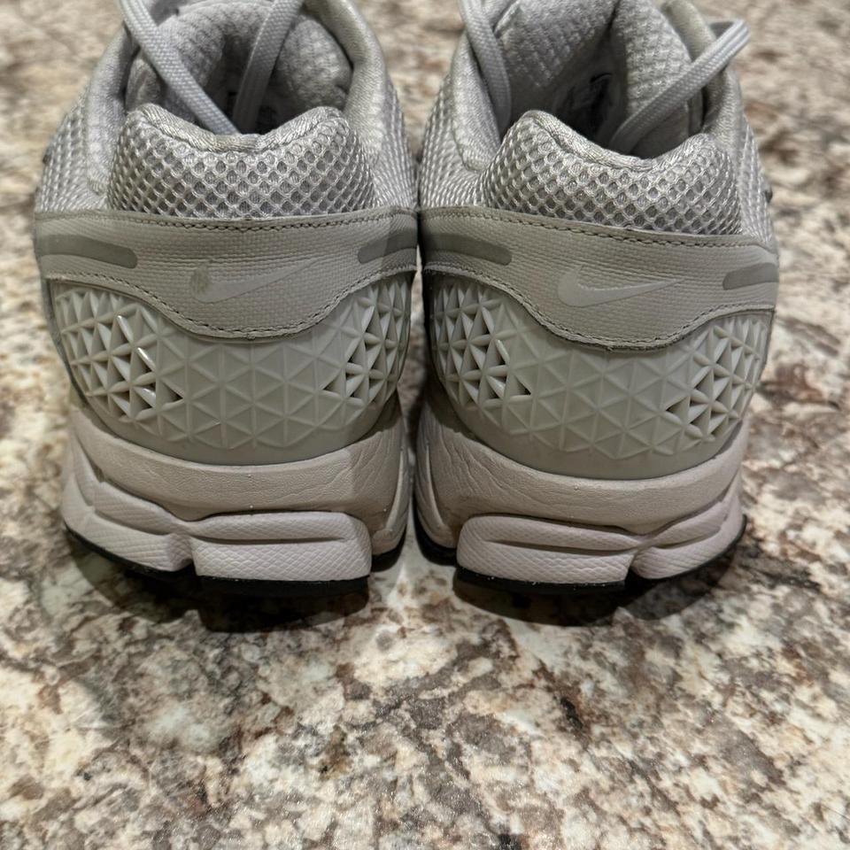 Nike Zoom Vomero 5 Mens A20a 4