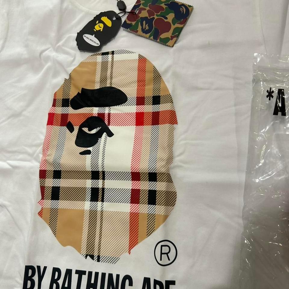 Burberry X Collab Bape Tee C0c2 2