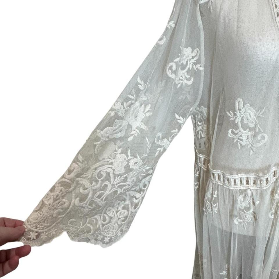 Torrid Ivory Embroidered Mesh Kimono 466e 5