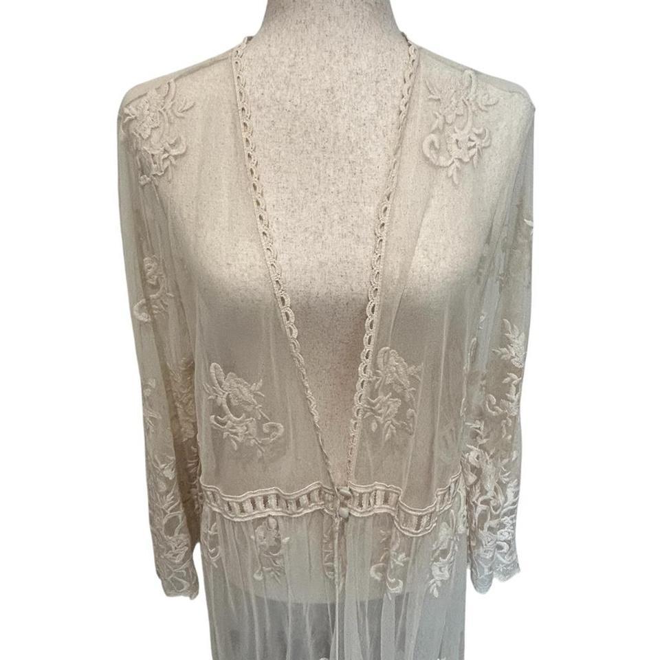 Torrid Ivory Embroidered Mesh Kimono 466e 4