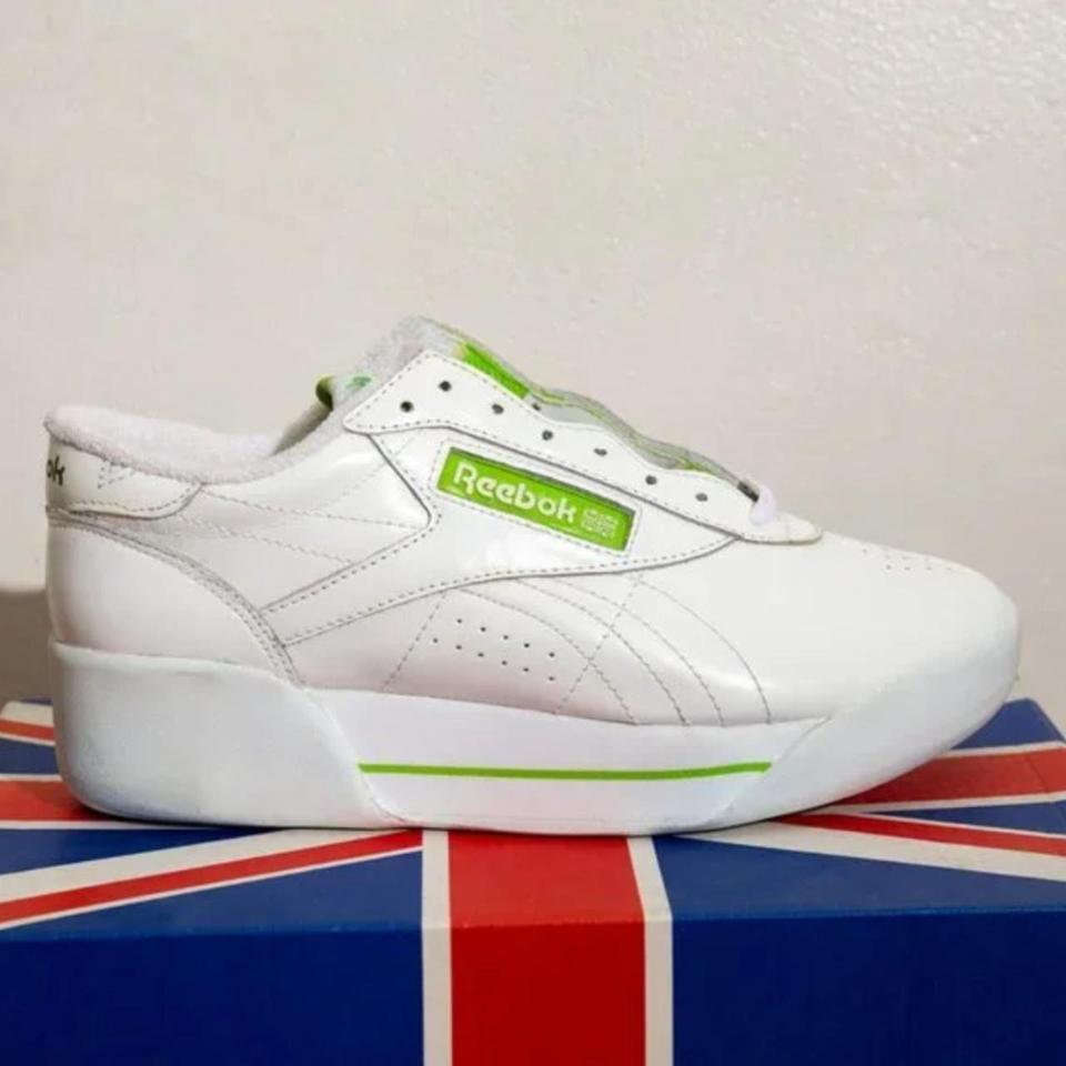 Deadstock Vintage 90s Early 2