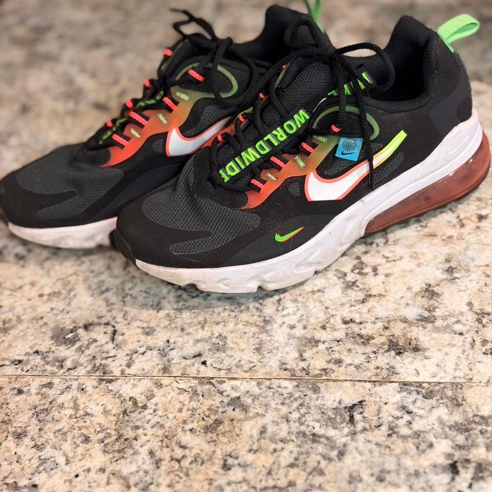 Nike Air Max 270 React 9a4c