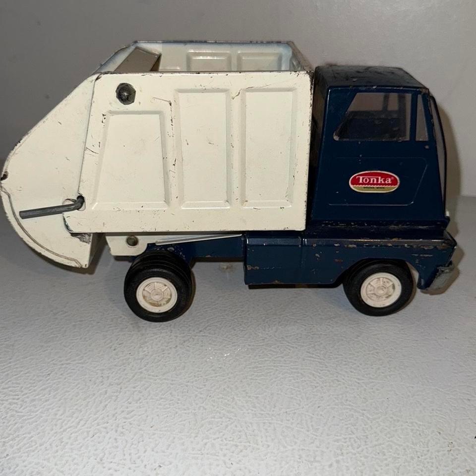 Vintage 1970 Tonka Blue And