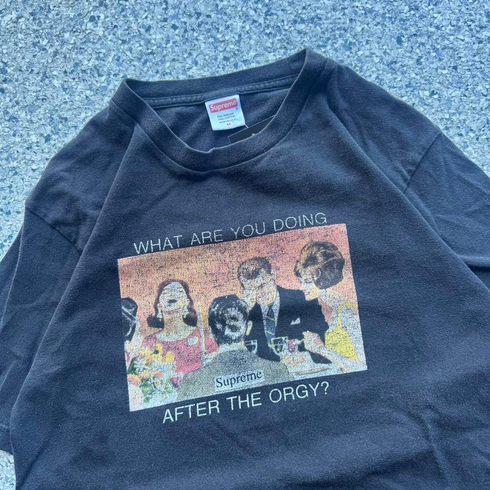 Item Crazy Supreme Graphic Tee E74e