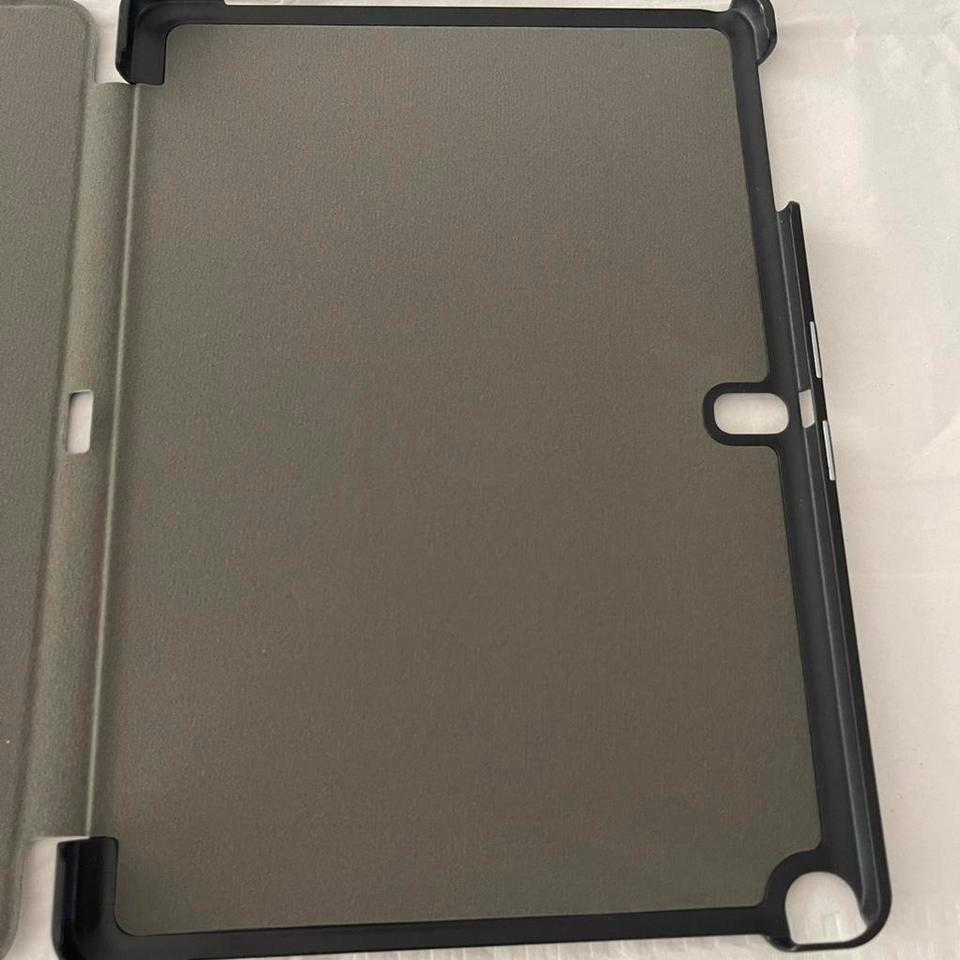 This Is A Tri Fold Smart F4c5 6