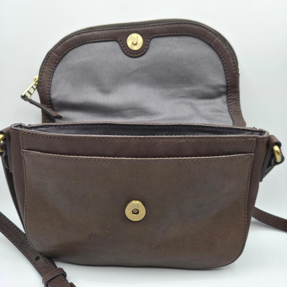 Fossil Brown Pebbled Leather Flap D687 4