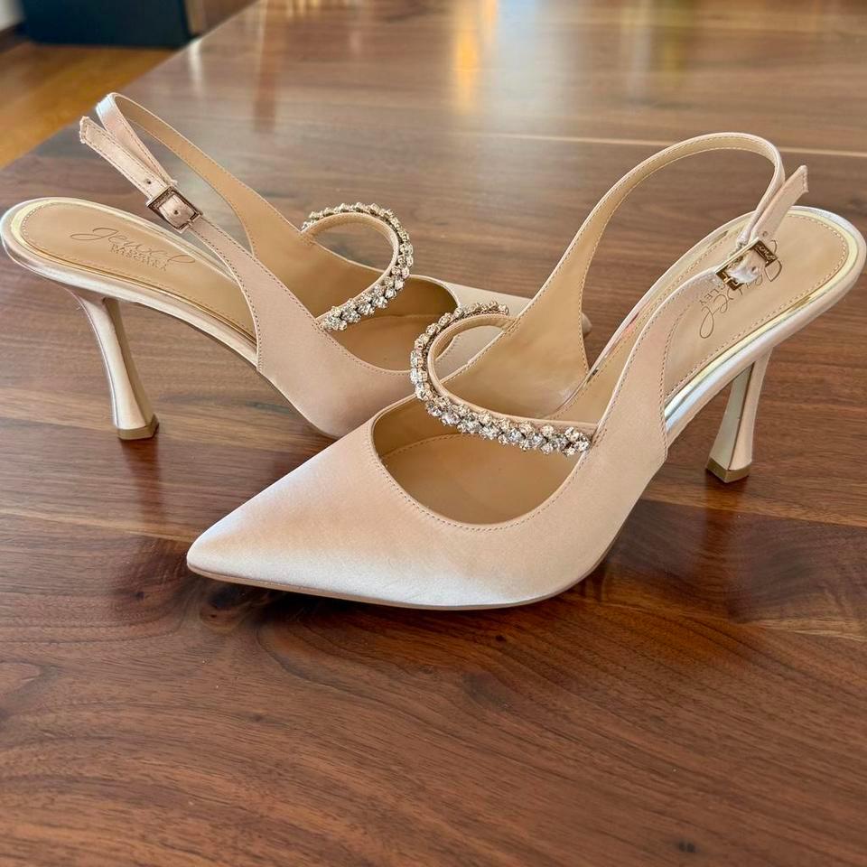 Jewel Badgley Mischka Satin Stiletto 8894