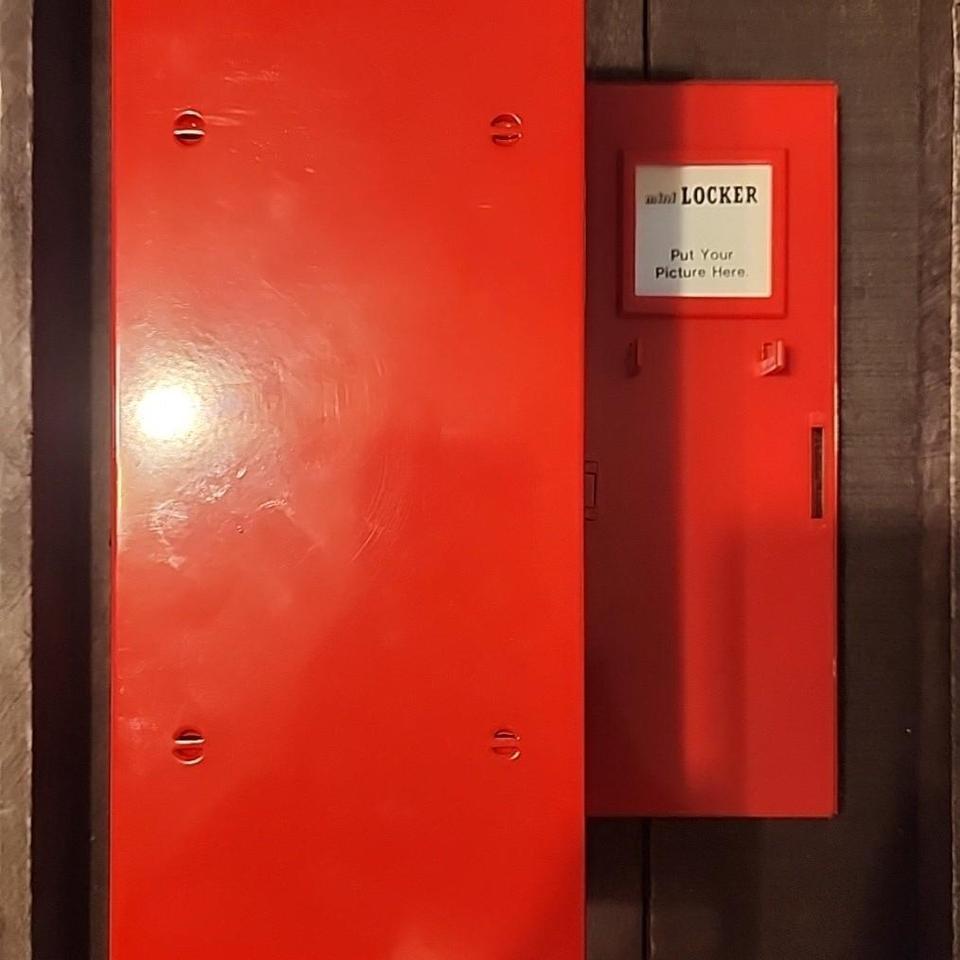 Mini Metal Locker 11 Personalized Ad53 3