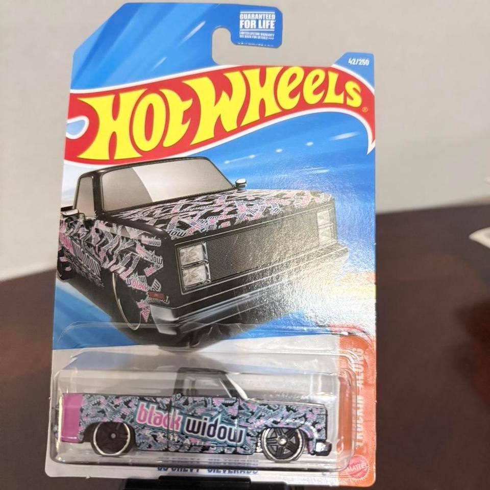 Hot Wheels 86 Chevy Black 5863
