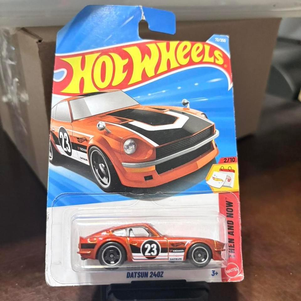 Hot Wheels Datsun 240z Orange F665