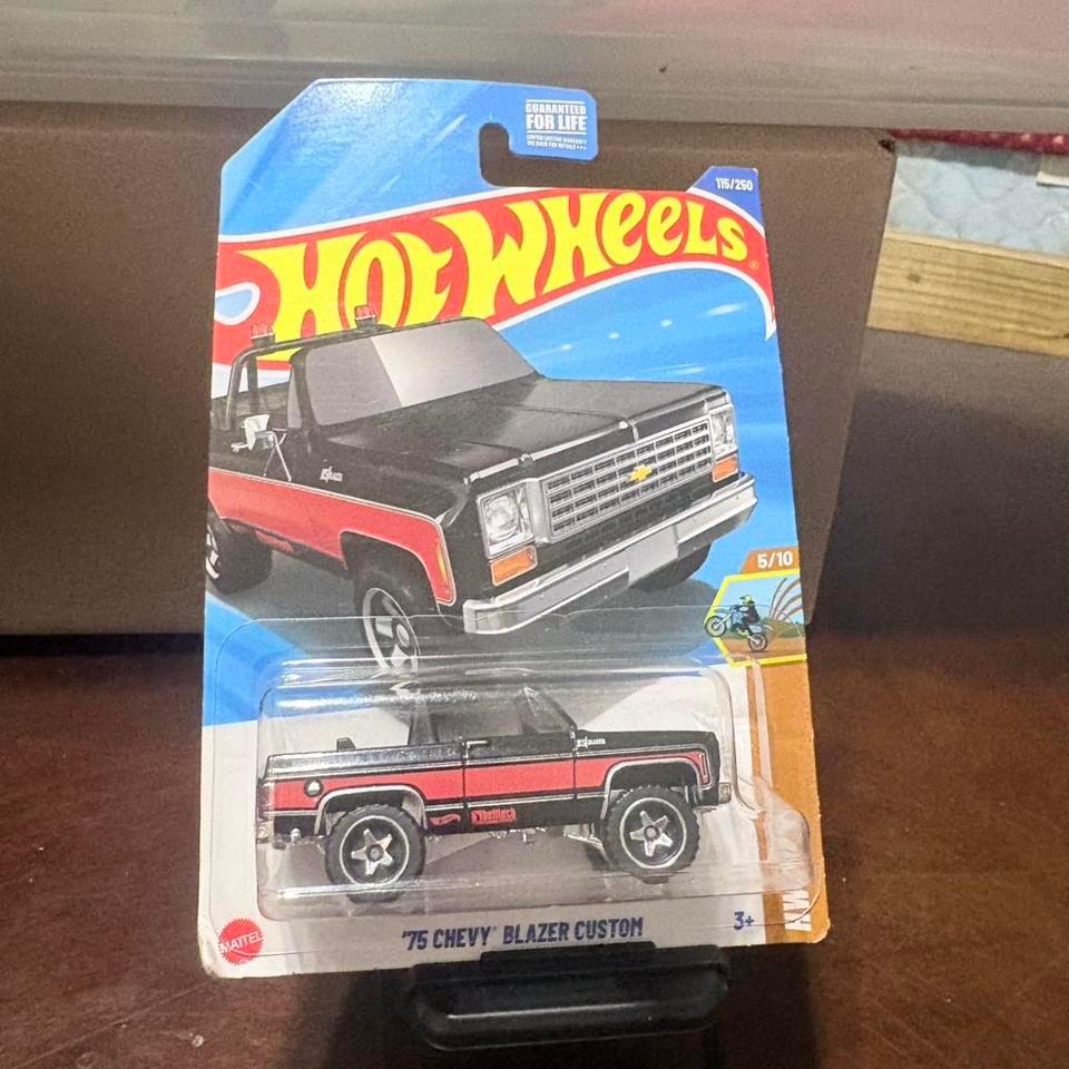 Hot Wheels 76 Chevy Blazer D762