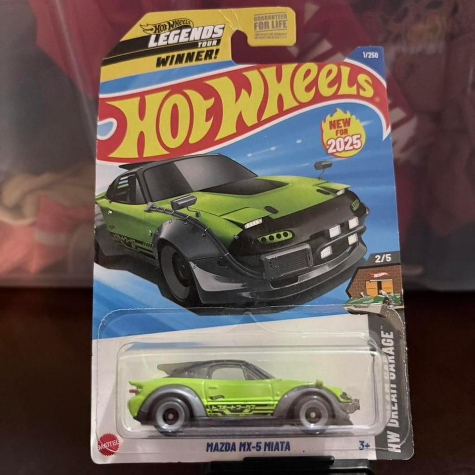 Hot Wheels Green Mazda Mx 5 E120