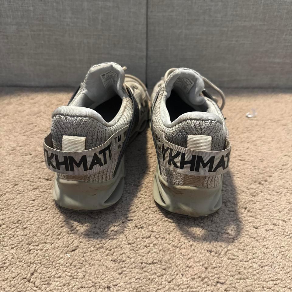 Light Grey Skyhname 400 Running D492 5