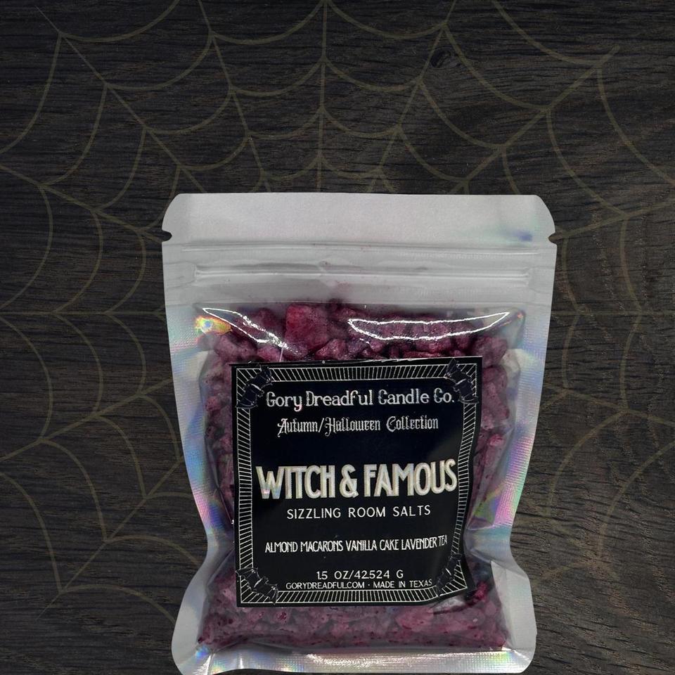 Witch Famous Sizzling Room 1033