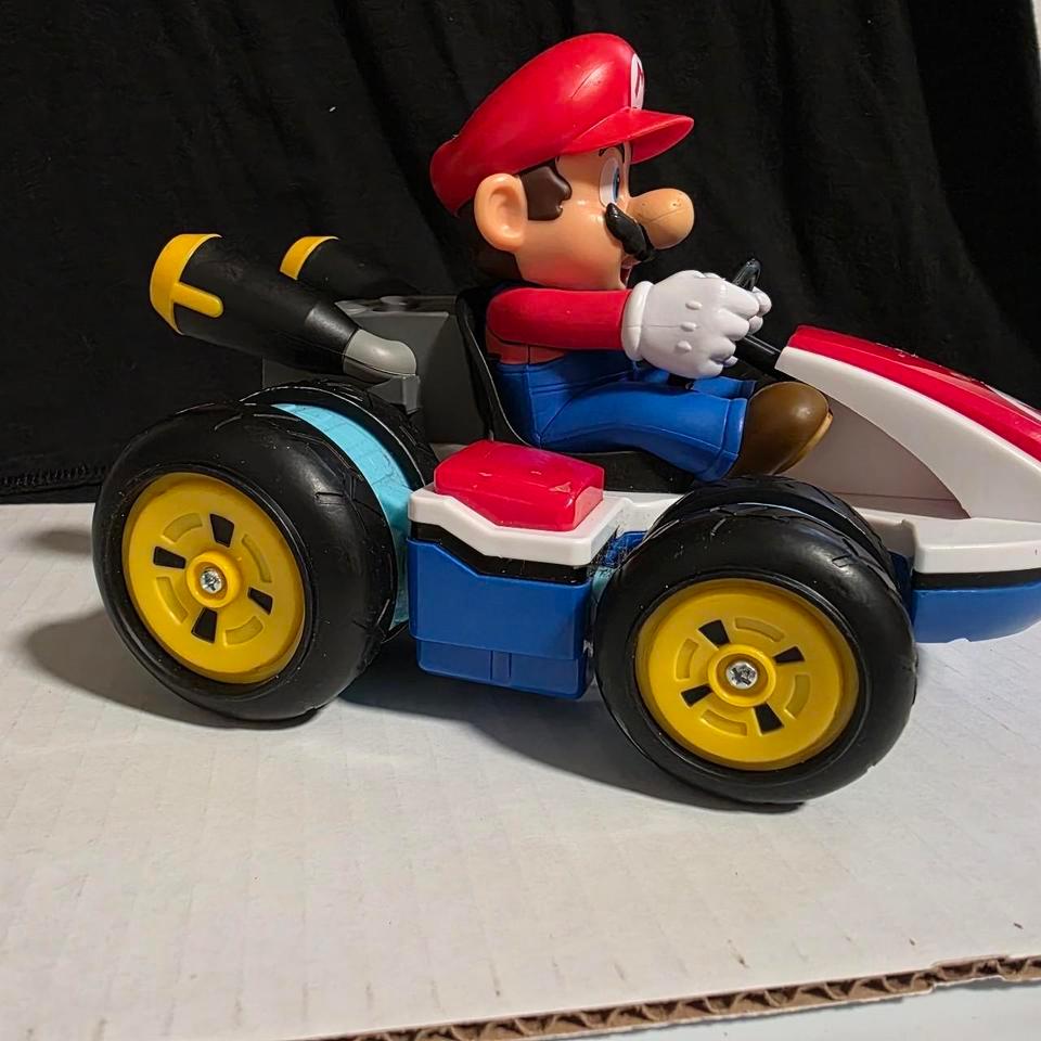 Mario Kart 8 Deluxe Mario