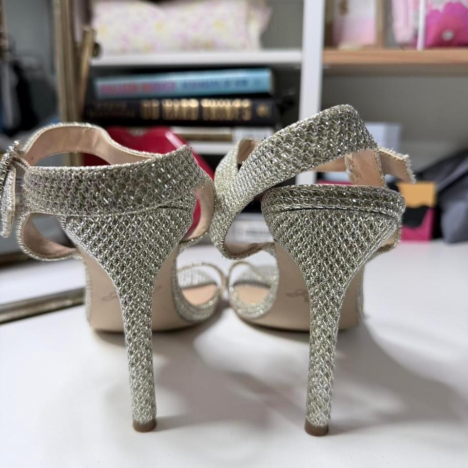 Jewel Badgley Mischka Gold Heels A33b 7