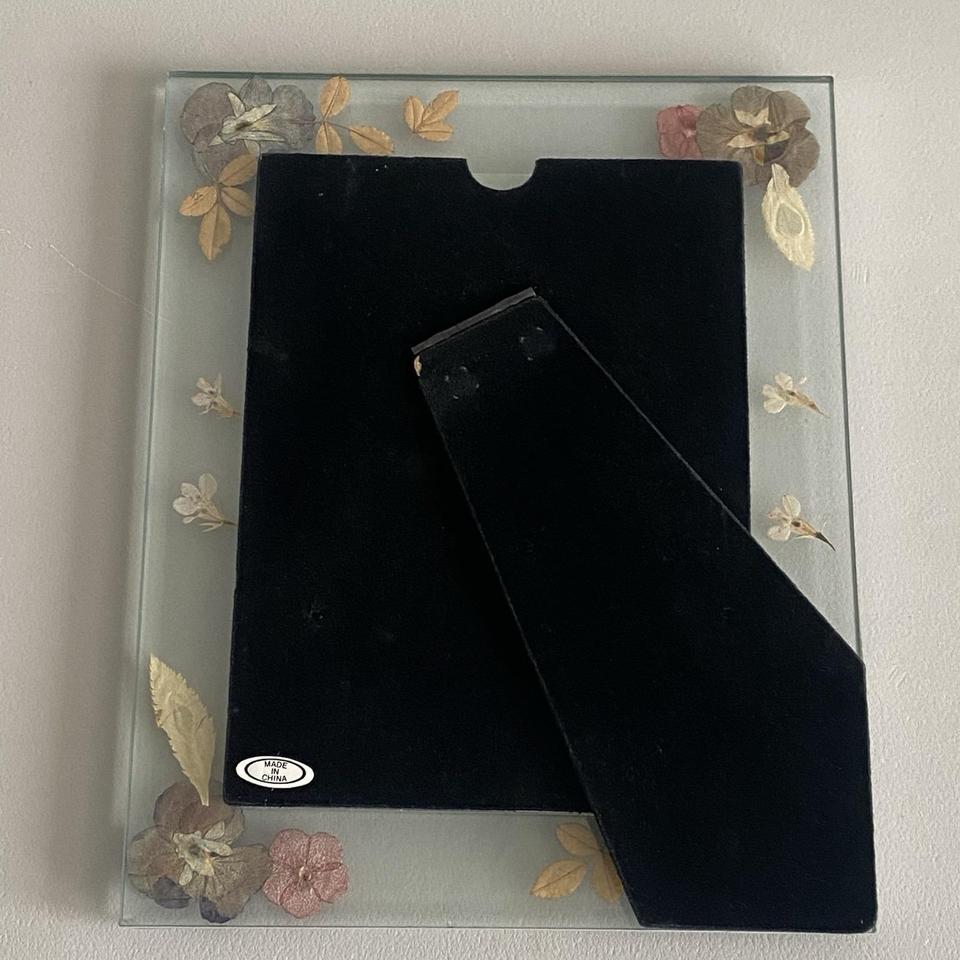 Beautiful Pressed Flower Picture Frame 3