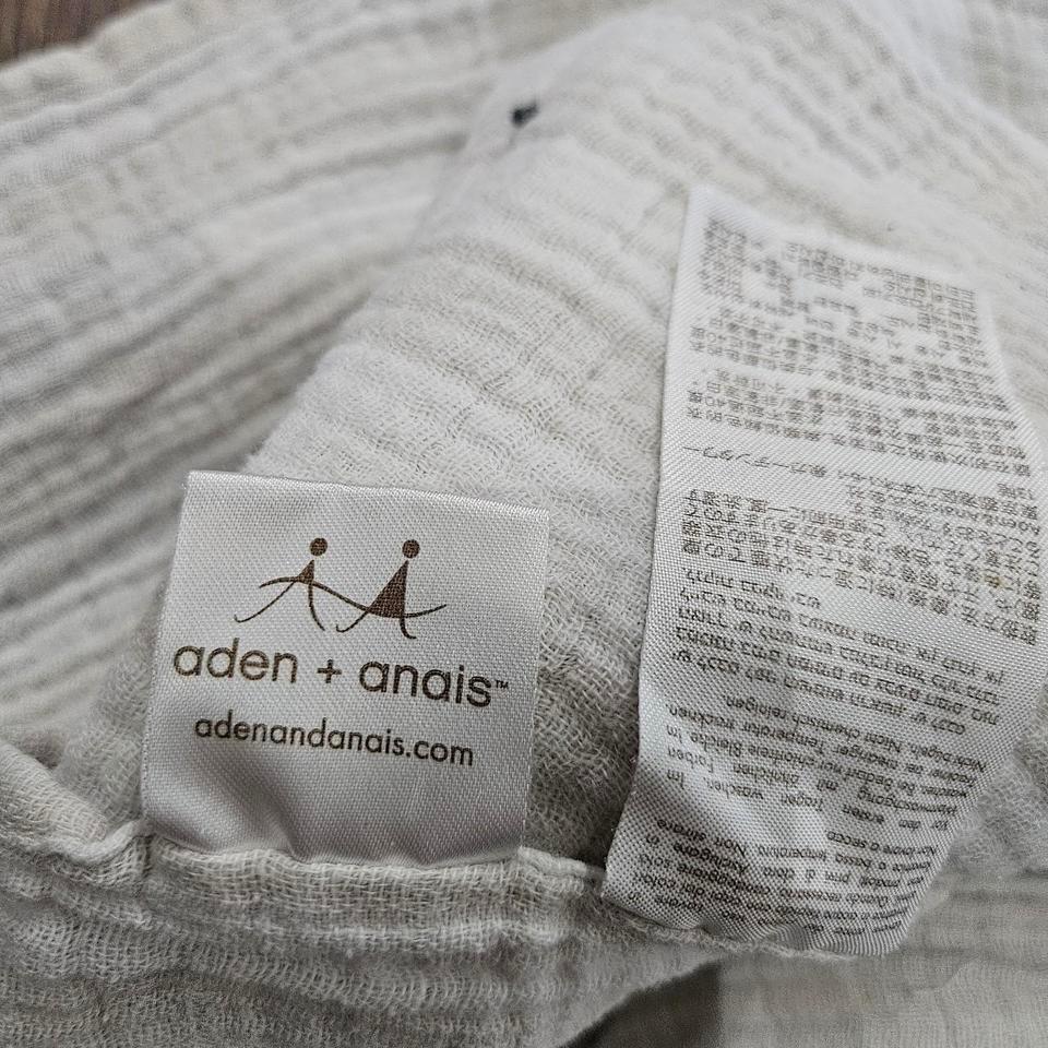 Lot Of 3 Aden And 9082 4