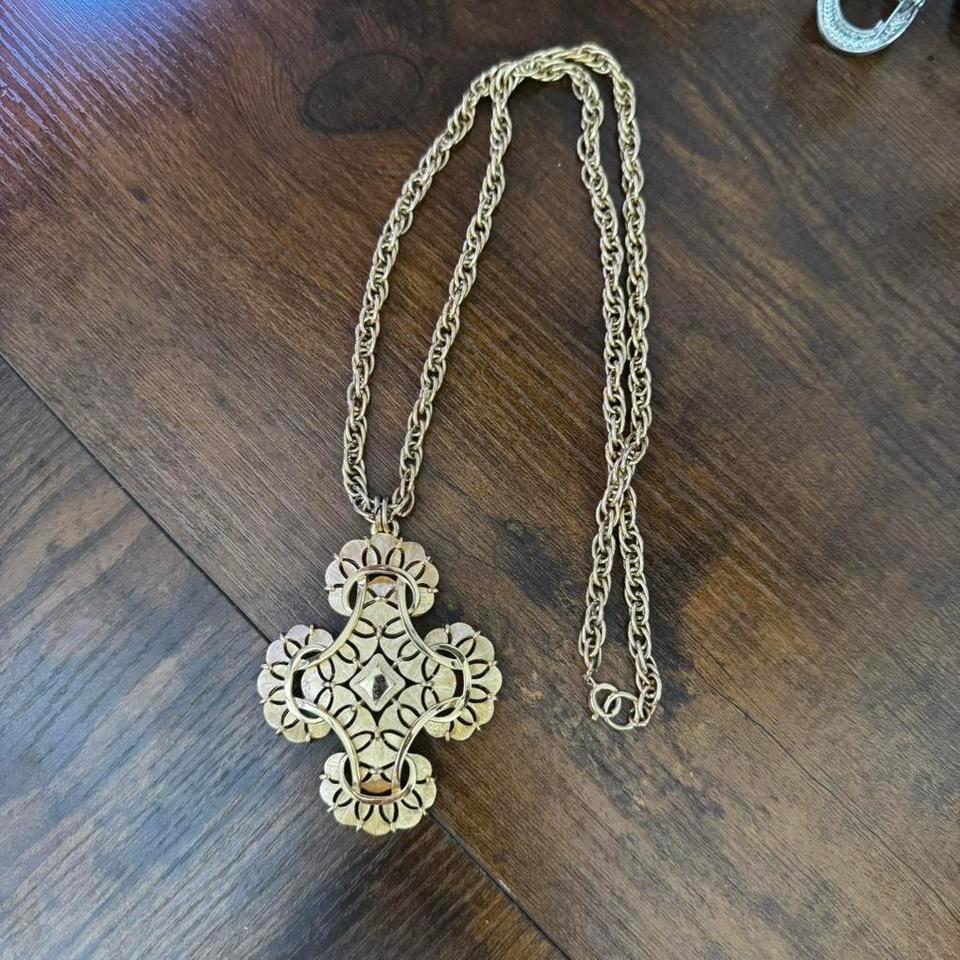 Gold And Silver Chain Necklace 7e07