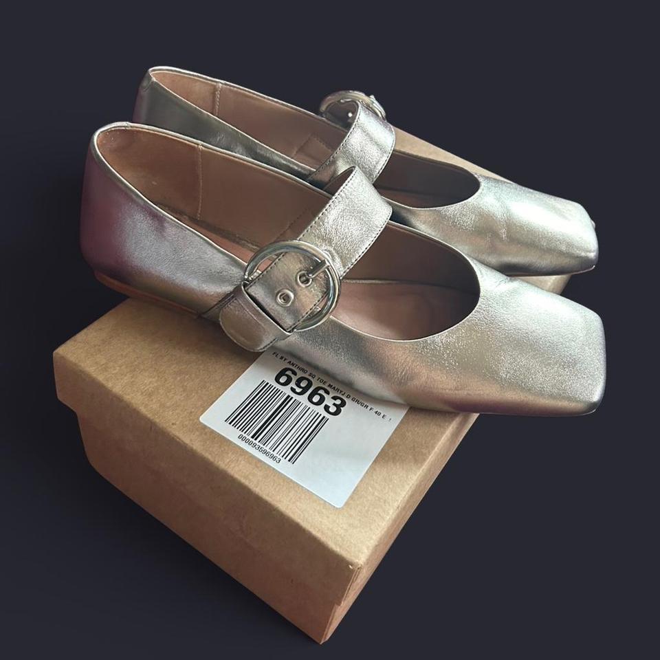 Anthropologie Gold Metallic Leather Mary 9057 2